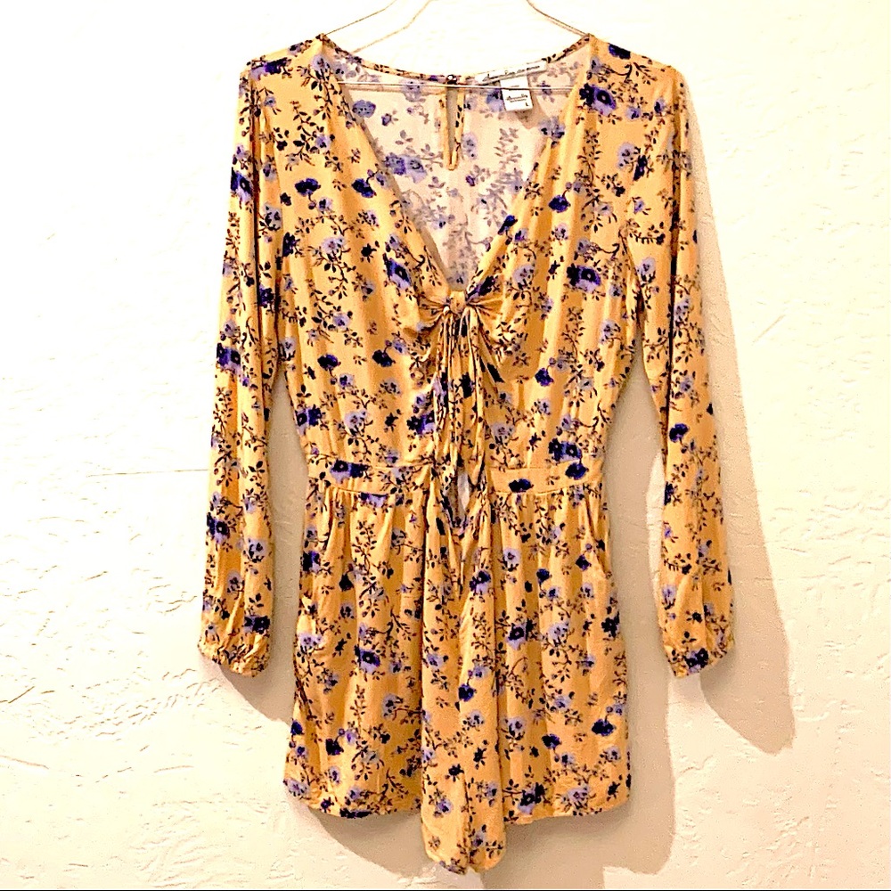 Floral Cut Out Mini